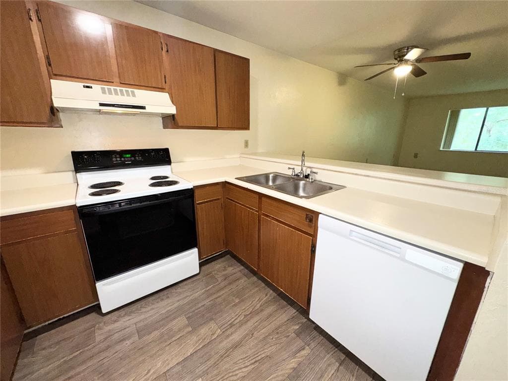 83 SE 16TH AVENUE # E303, GAINESVILLE, FL 32601 — zdjęcie 4