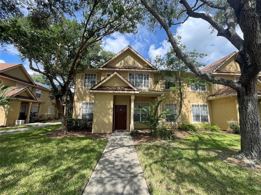850 GRAND REGENCY POINT # 200, ALTAMONTE SPRINGS, FL 32714