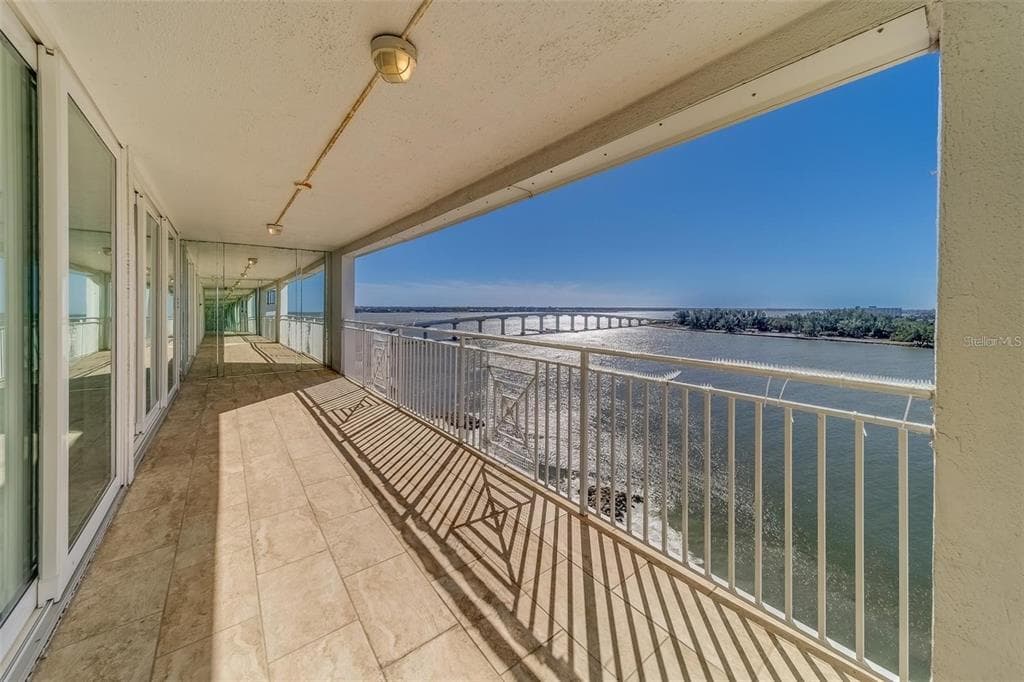 675 S GULFVIEW BOULEVARD # PH1, CLEARWATER BEACH, FL 33767 — zdjęcie 2