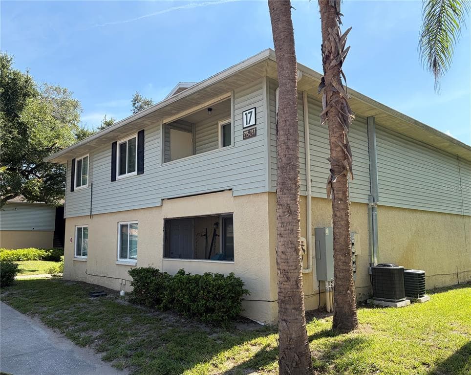 233 THORN TREE PLACE, BRANDON, FL 33510