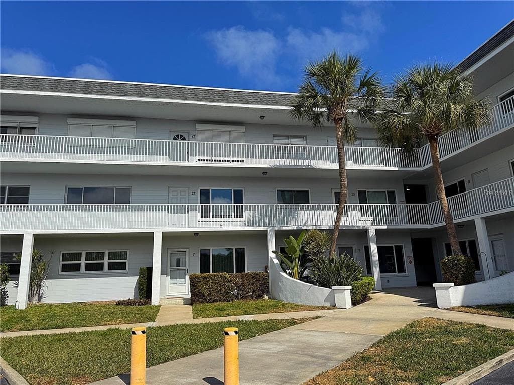 2001 WORLD PARKWAY BOULEVARD # 7, CLEARWATER, FL 33763