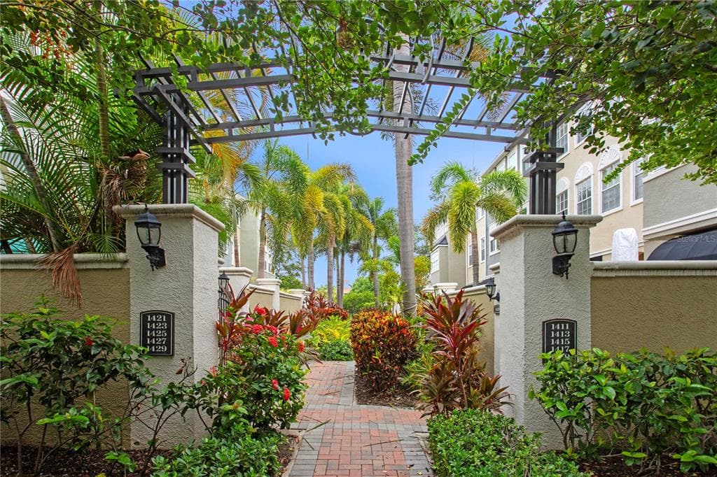 1425 HARBOUR WALK ROAD, TAMPA, FL 33602 — zdjęcie 4