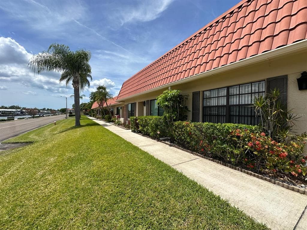 19029 US HIGHWAY 19 N # 21F, CLEARWATER, FL 33764 — zdjęcie 2