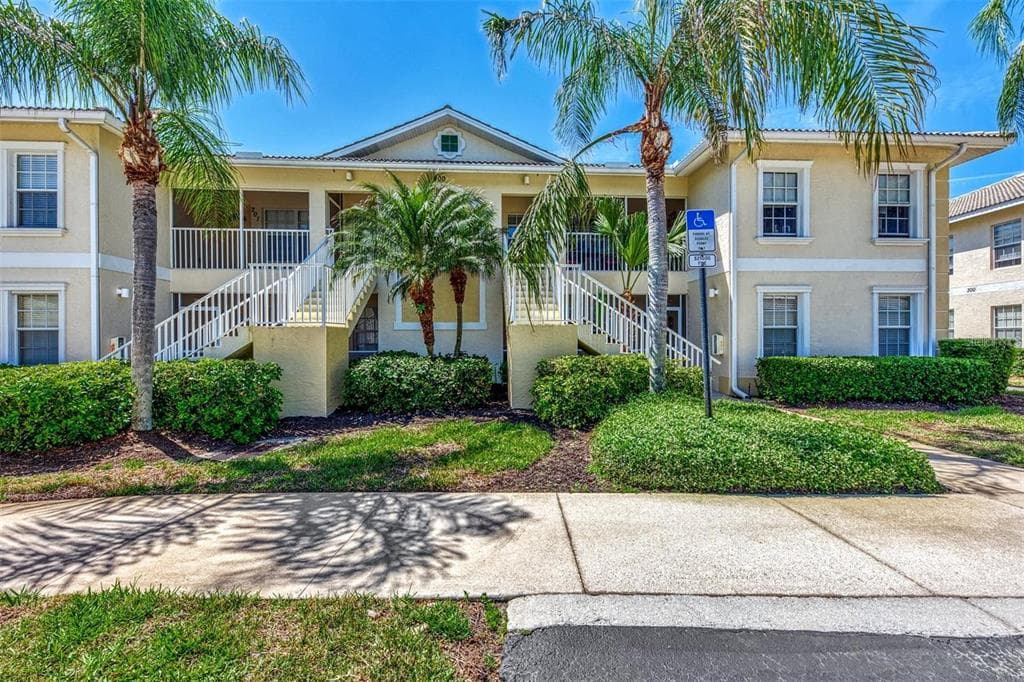 400 MIRABELLA CIRCLE # 201, VENICE, FL 34292