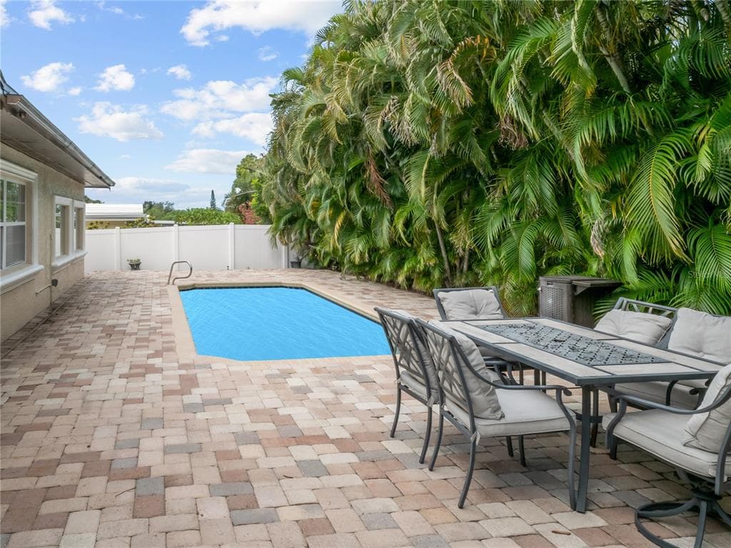 14331 APACHE AVENUE, LARGO, FL 33774 — zdjęcie 4