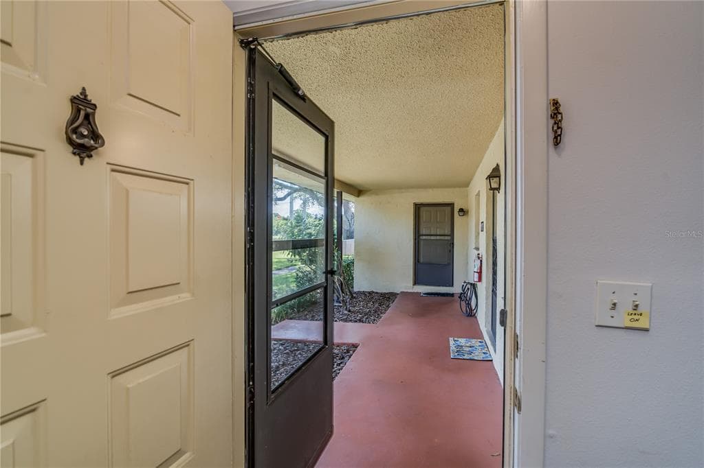 1119 9TH CIRCLE SE # 1119, LARGO, FL 33771 — zdjęcie 3