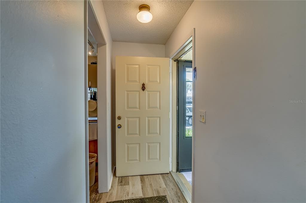 1119 9TH CIRCLE SE # 1119, LARGO, FL 33771 — zdjęcie 4