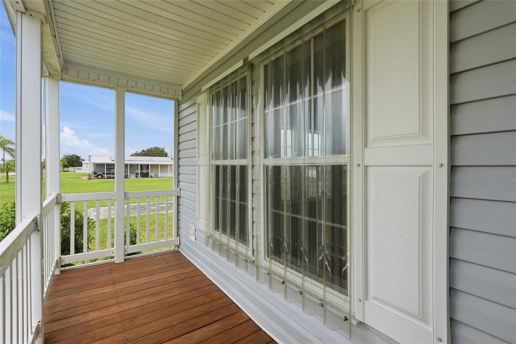 29228 MARYLU AVENUE, PUNTA GORDA, FL 33982 — zdjęcie 4
