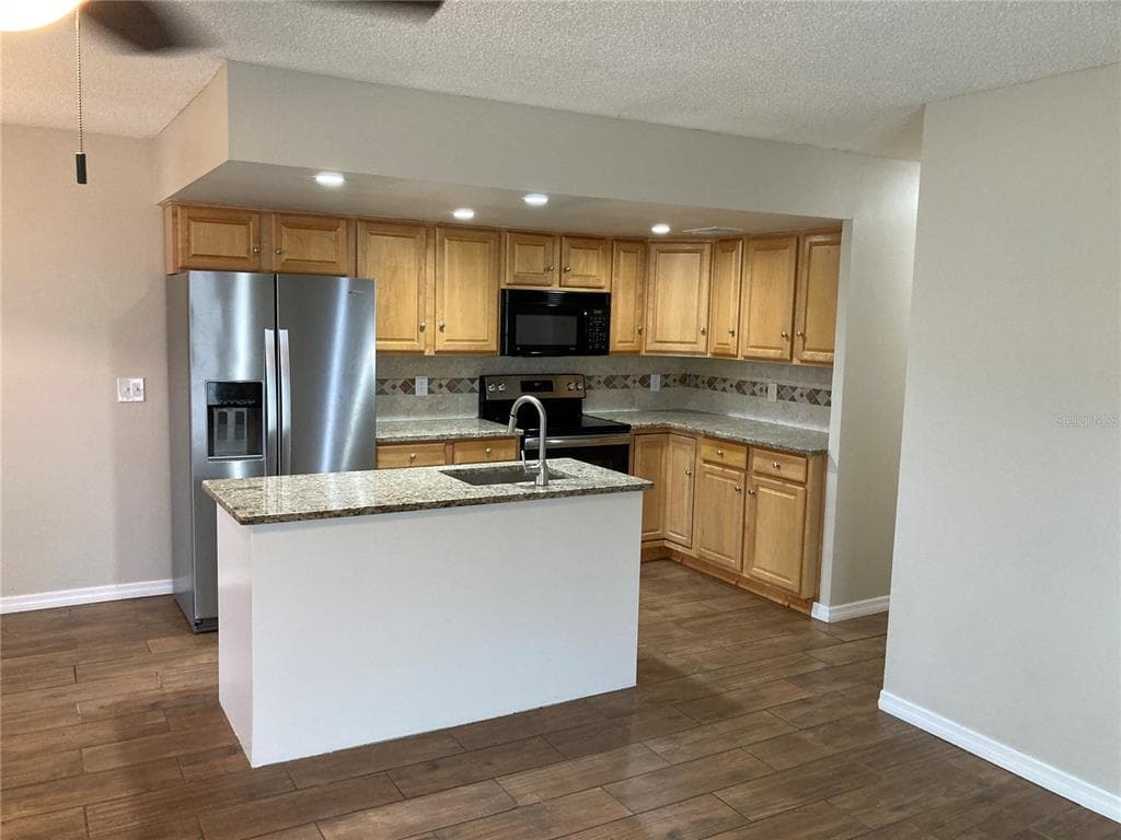 7112 2ND STREET N, ST PETERSBURG, FL 33702 — zdjęcie 5
