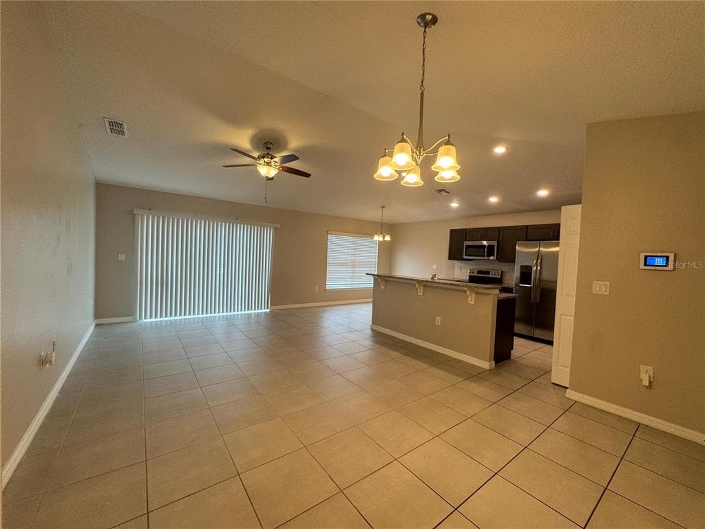 350 W ASTER COURT, POINCIANA, FL 34759 — zdjęcie 2