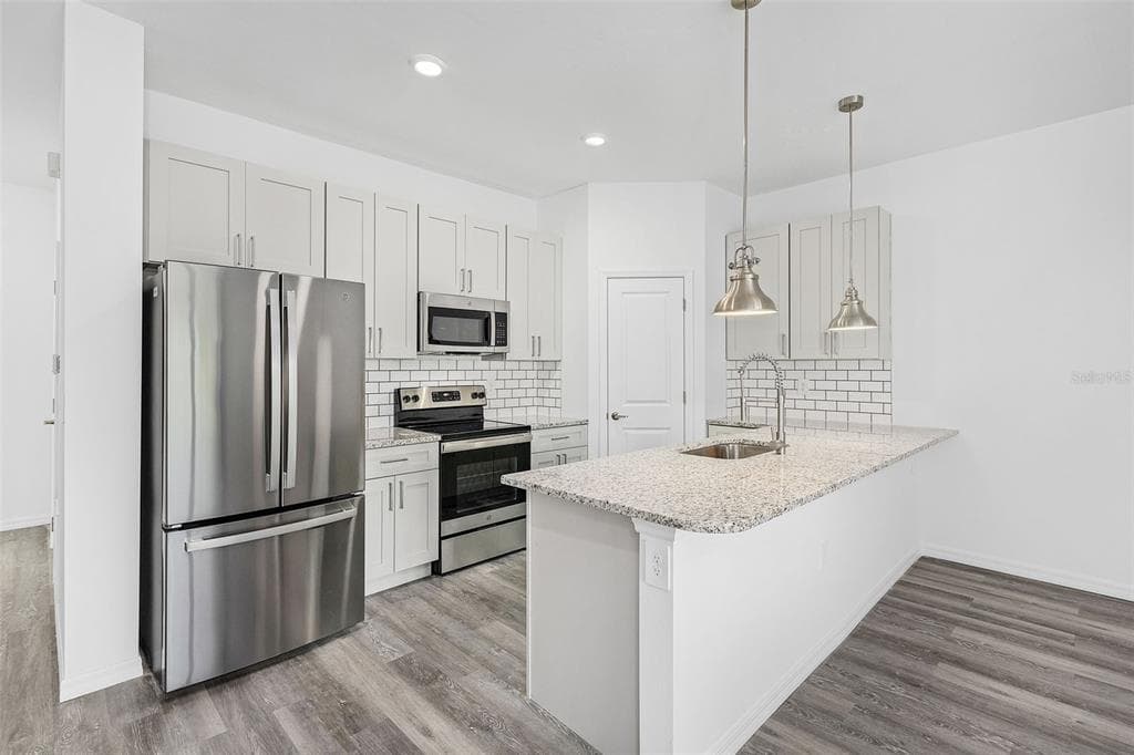 1306-1308 SAXONY CIRCLE, PUNTA GORDA, FL 33983 — zdjęcie 4