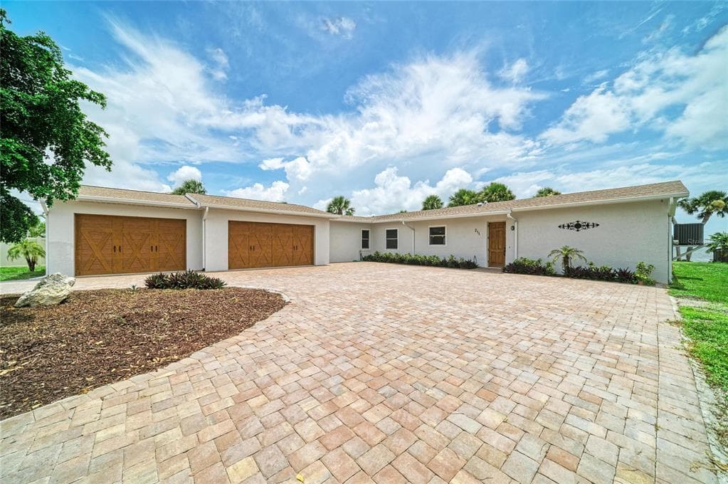 211 BAHIA VISTA DRIVE, ENGLEWOOD, FL 34223