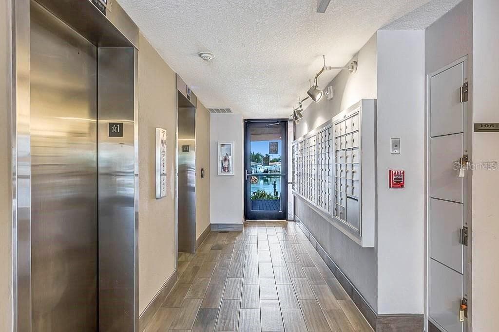 51 ISLAND WAY # 108, CLEARWATER BEACH, FL 33767 — zdjęcie 4