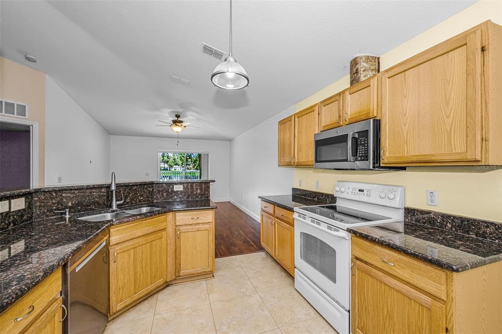 17029 TORVEST COURT, LAND O LAKES, FL 34638 — zdjęcie 4