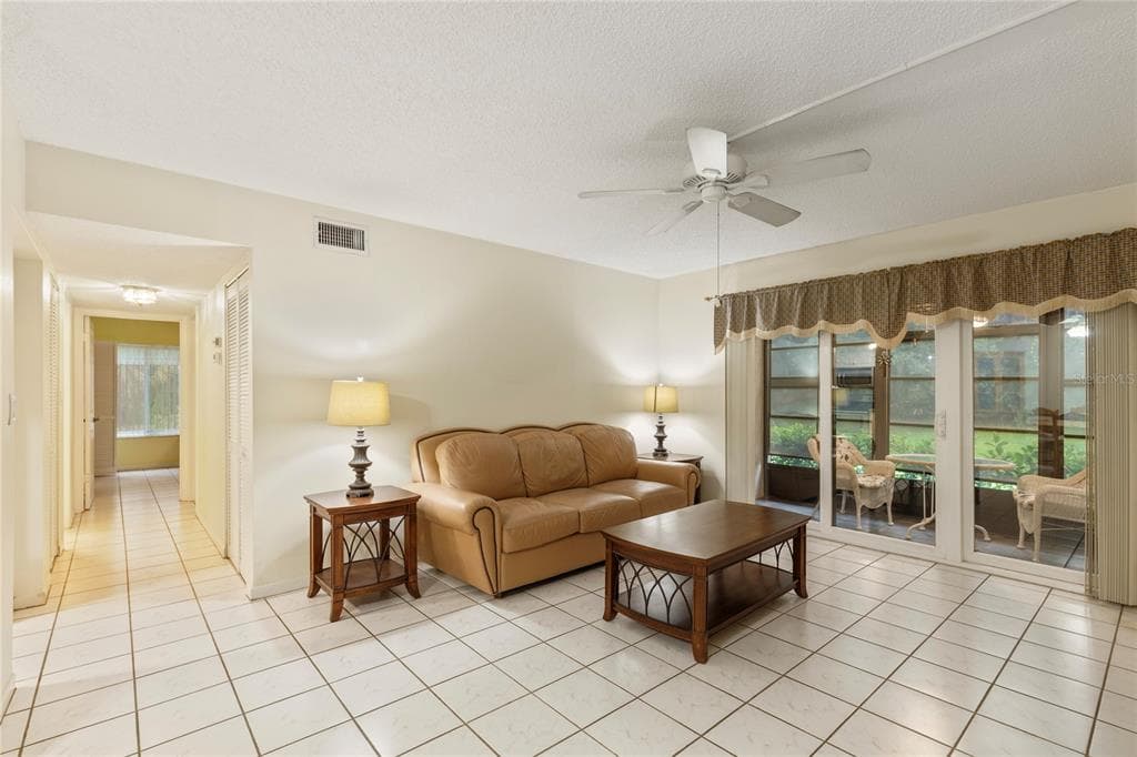 3232 LAKE PINE WAY E # B1, TARPON SPRINGS, FL 34688 — zdjęcie 2