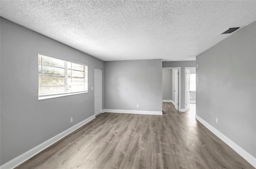 1615 E SITKA STREET, TAMPA, FL 33604 — zdjęcie 3