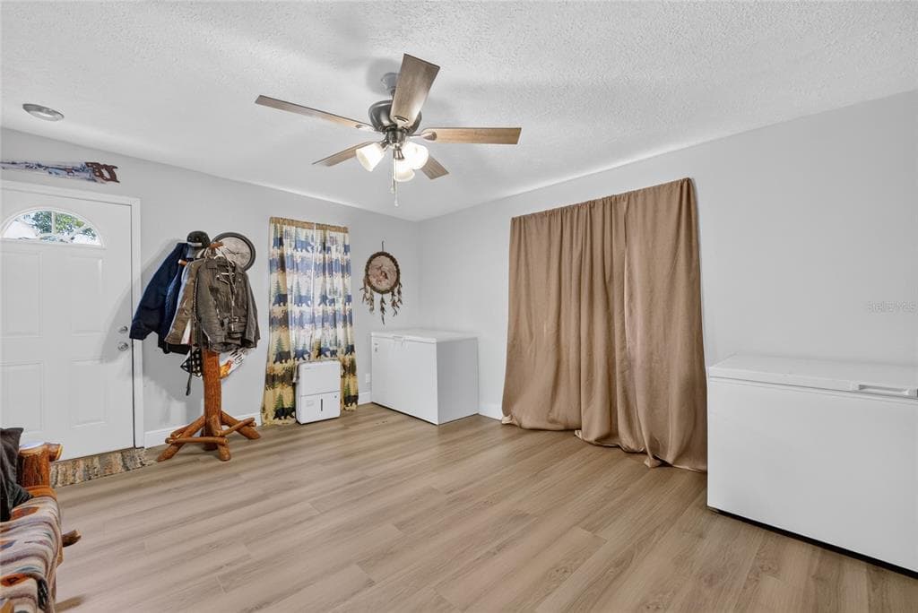 18544 SE 55TH PLACE, OCKLAWAHA, FL 32179 — zdjęcie 4