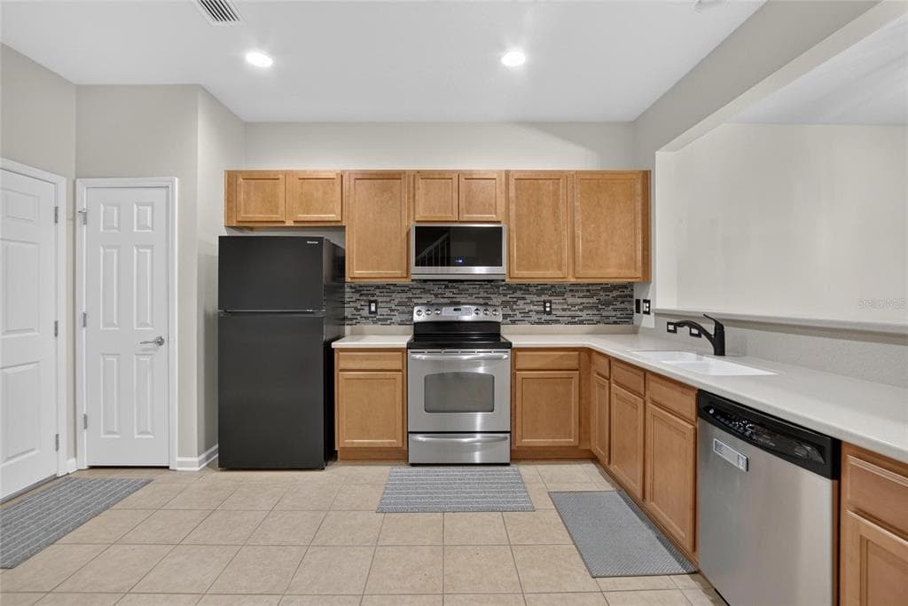 10137 PINK PALMATA COURT, RIVERVIEW, FL 33578 — zdjęcie 5