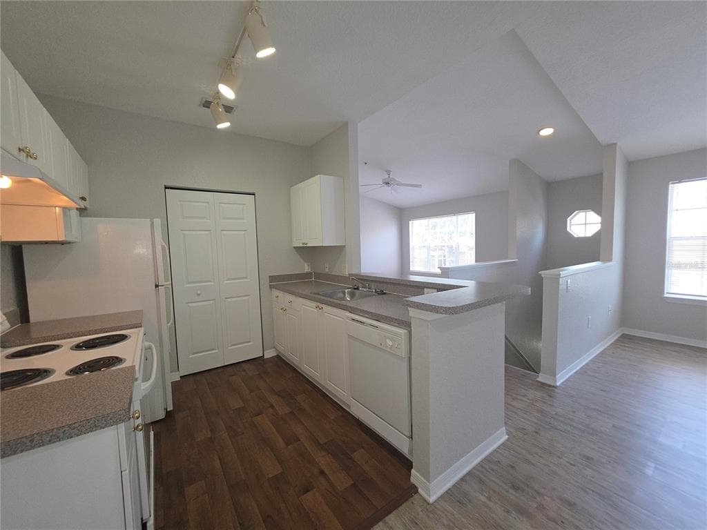 852 GRAND REGENCY POINT # 202, ALTAMONTE SPRINGS, FL 32714 — zdjęcie 3