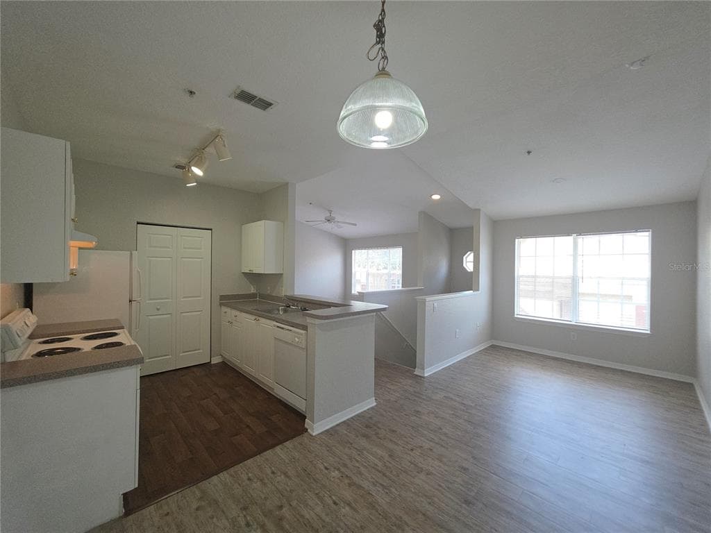 852 GRAND REGENCY POINT # 202, ALTAMONTE SPRINGS, FL 32714 — zdjęcie 4