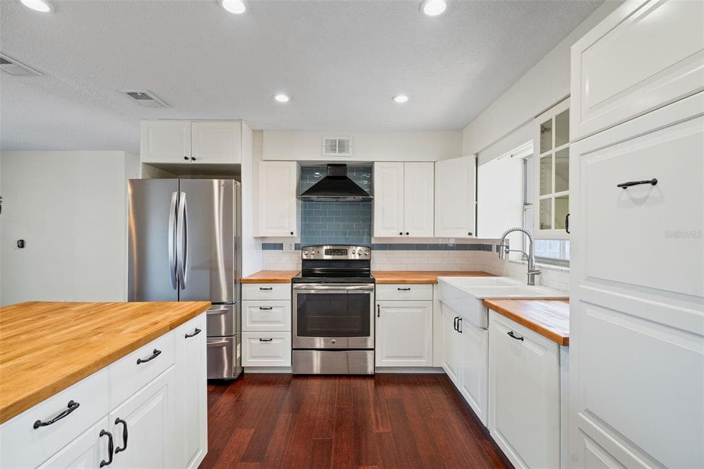 1712 THOMAS DRIVE, CLEARWATER, FL 33759 — zdjęcie 3