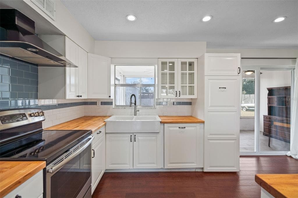 1712 THOMAS DRIVE, CLEARWATER, FL 33759 — zdjęcie 4