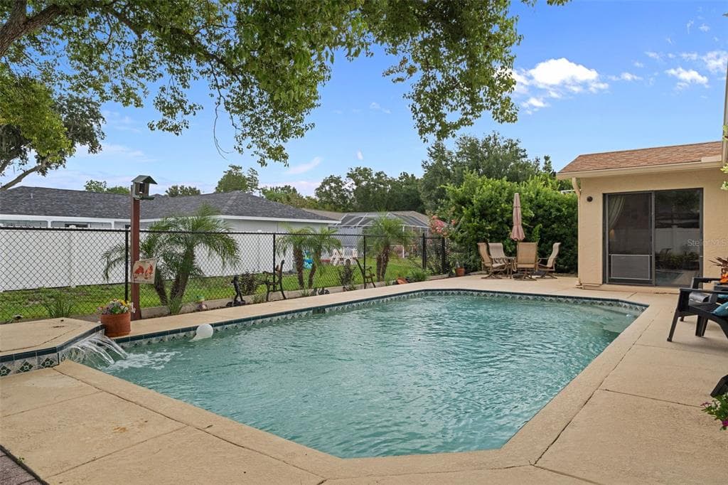 8417 YEARLING LANE, NEW PORT RICHEY, FL 34653 — zdjęcie 2