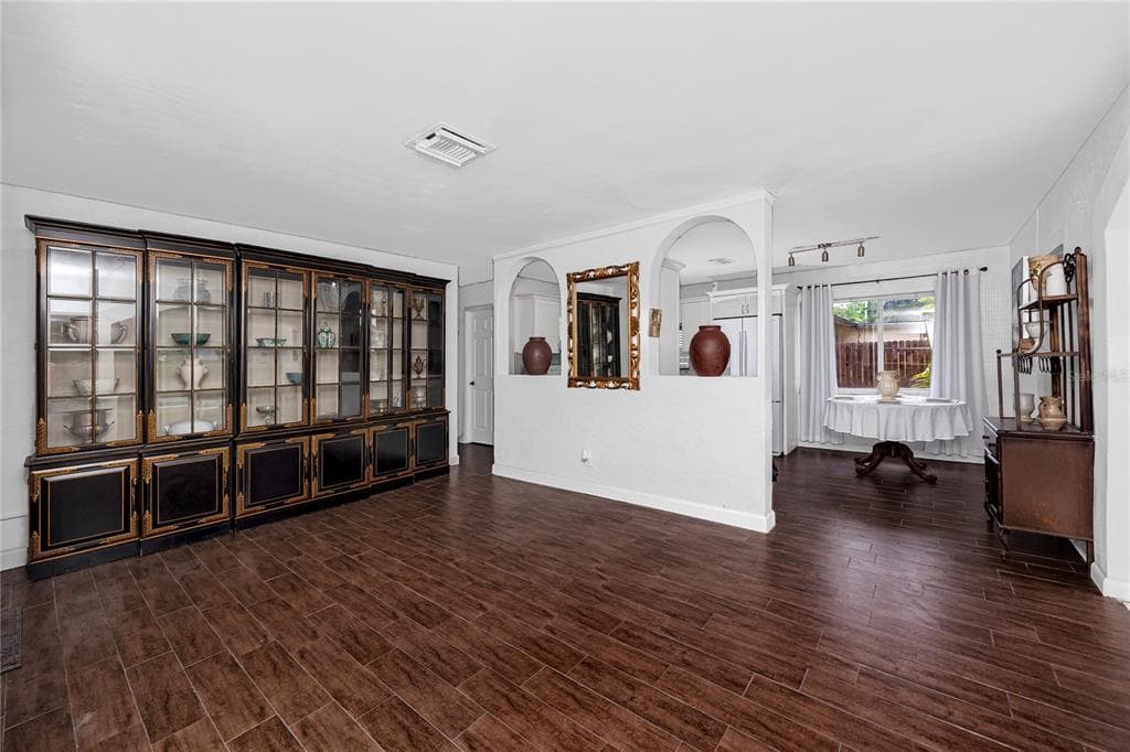 755 43RD STREET N, ST PETERSBURG, FL 33713 — zdjęcie 5
