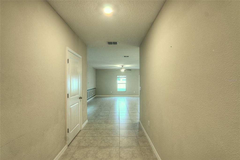 7217 RONNIE GARDENS COURT, TAMPA, FL 33619 — zdjęcie 5