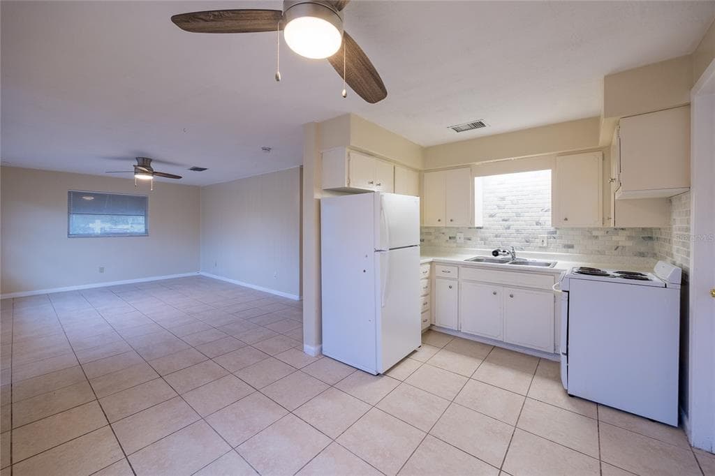 400 S METEOR AVENUE, CLEARWATER, FL 33765 — zdjęcie 4