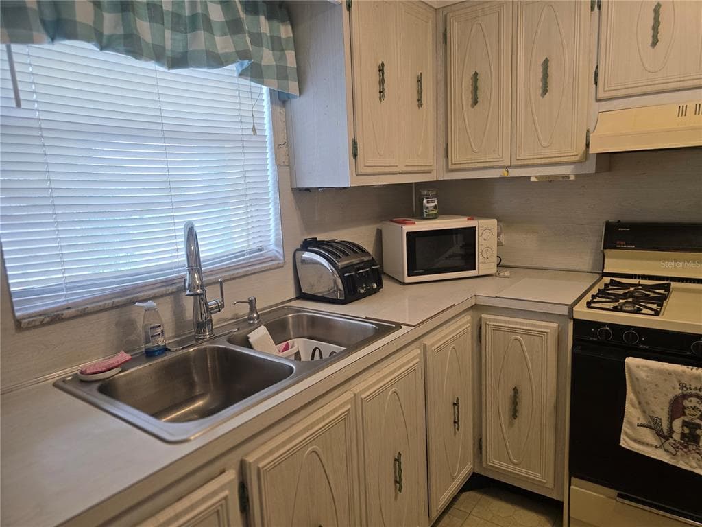 5356 81ST STREET N # 15, ST PETERSBURG, FL 33709 — zdjęcie 4