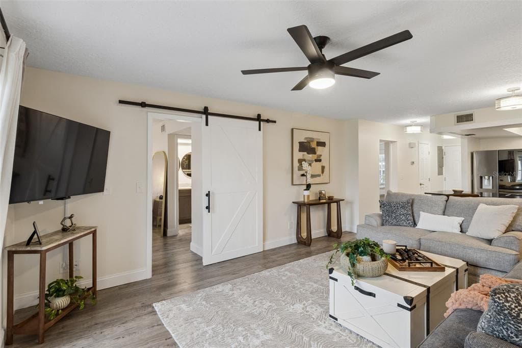 5157 SILENT LOOP # 110, NEW PORT RICHEY, FL 34652 — zdjęcie 5