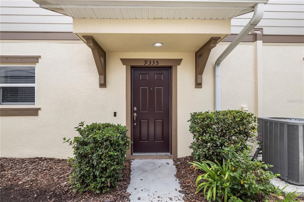 9335 AMERICAN HICKORY LANE, RIVERVIEW, FL 33578 — zdjęcie 2