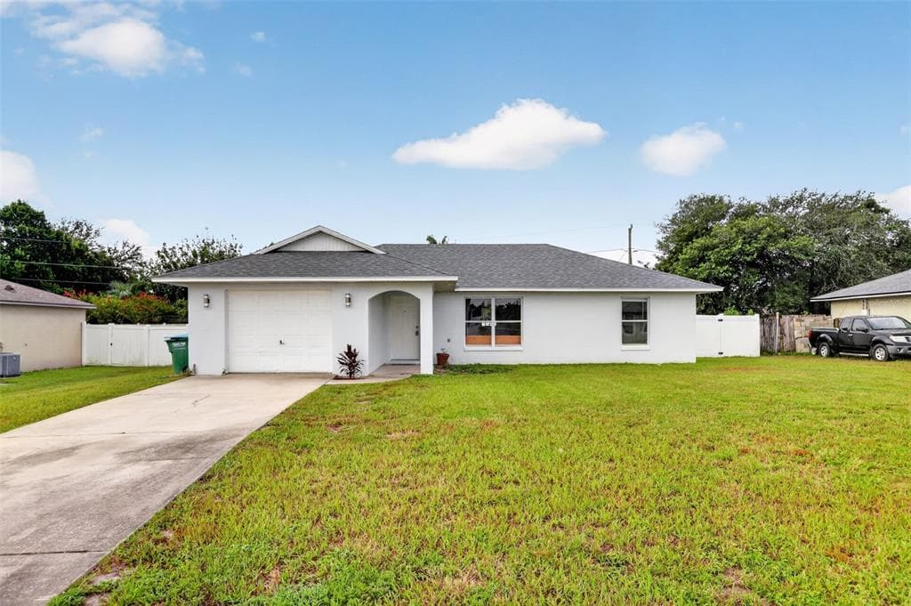 2941 BEDFORD STREET, DELTONA, FL 32738