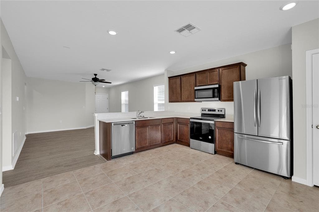 7425 CATANIA LOOP, CLERMONT, FL 34714 — zdjęcie 3