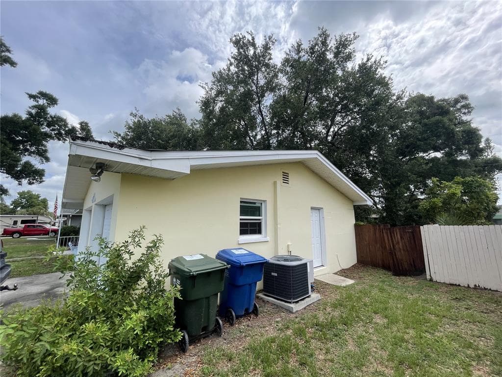 635 DEVILLE DRIVE E, LARGO, FL 33771 — zdjęcie 3