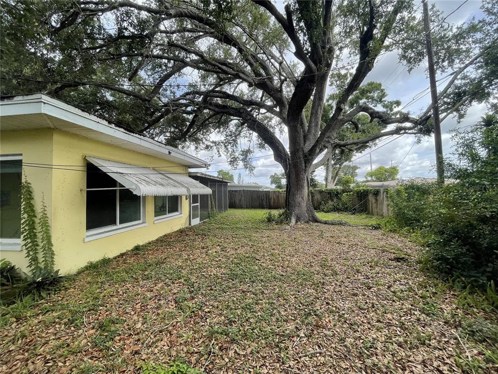 635 DEVILLE DRIVE E, LARGO, FL 33771 — zdjęcie 4