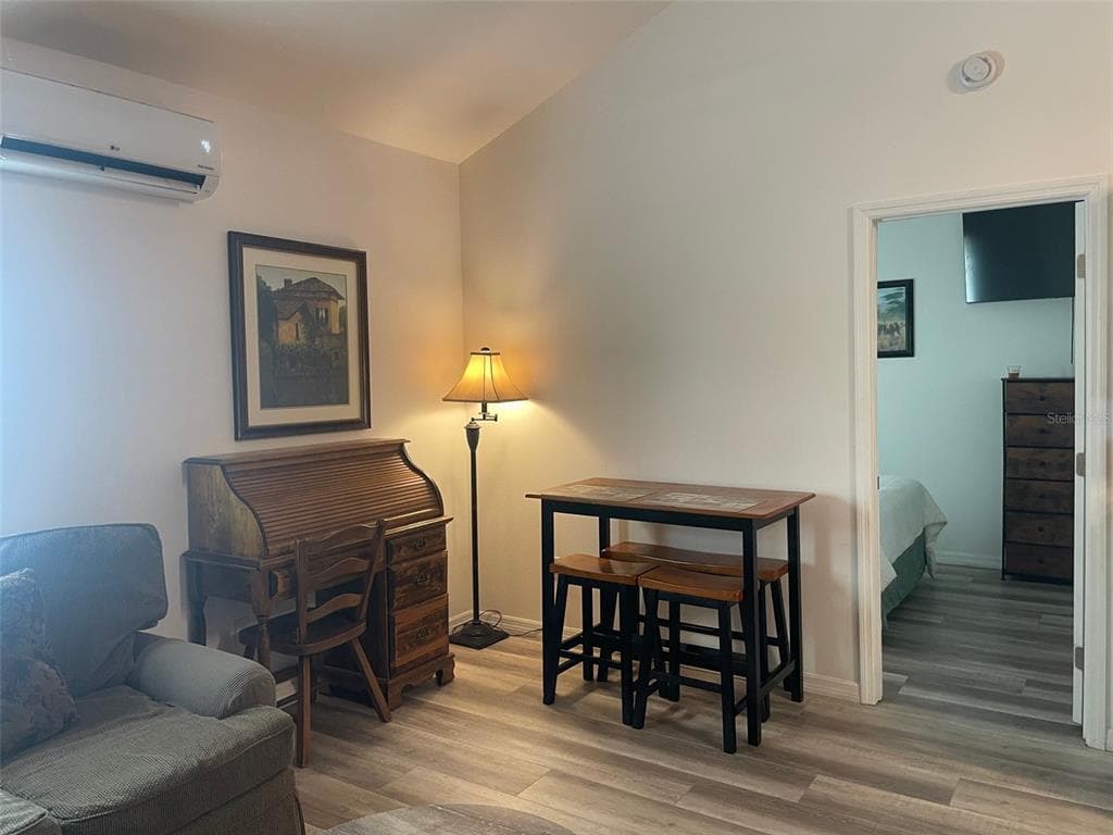 1484 CLEVELAND STREET, CLEARWATER, FL 33755 — zdjęcie 4