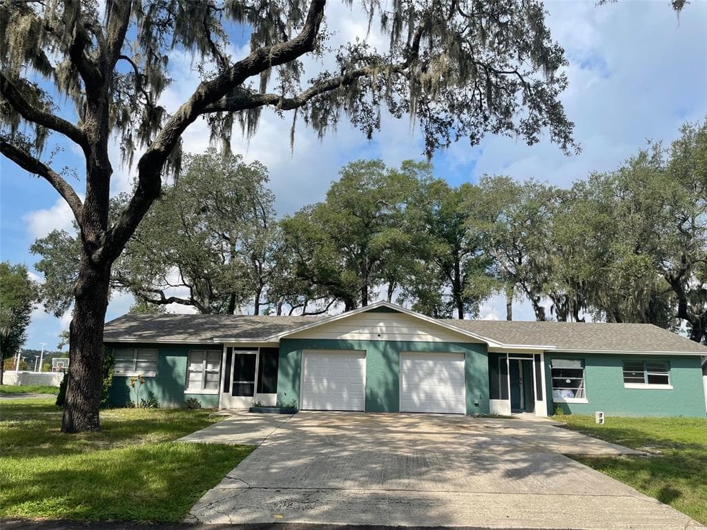 132 S BULOVA DRIVE, APOPKA, FL 32703