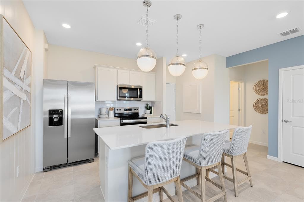 2118 SOUTHBURY DRIVE, KISSIMMEE, FL 34744 — zdjęcie 4