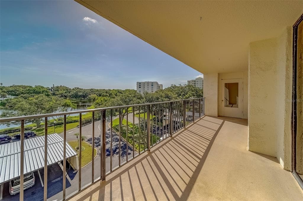 100 OAKMONT LANE # 504, BELLEAIR, FL 33756 — zdjęcie 2