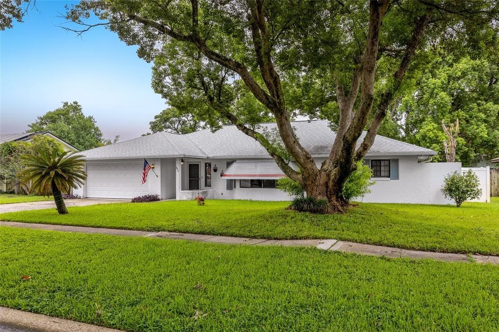 521 FERNWOOD DRIVE, ALTAMONTE SPRINGS, FL 32701