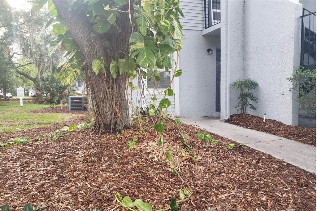 7100 WATERSIDE DRIVE, TAMPA, FL 33617