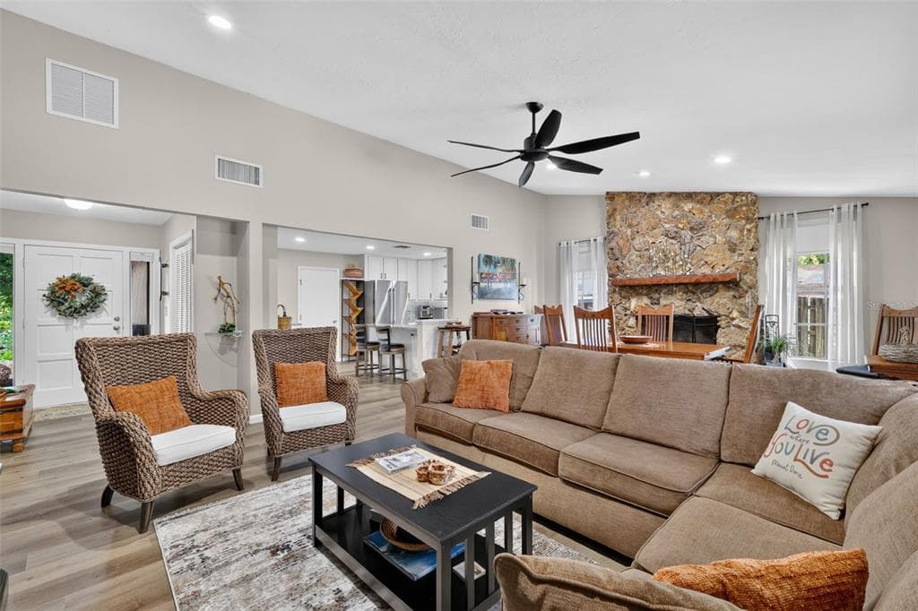 2115 SUZANNE DRIVE, MOUNT DORA, FL 32757 — zdjęcie 5