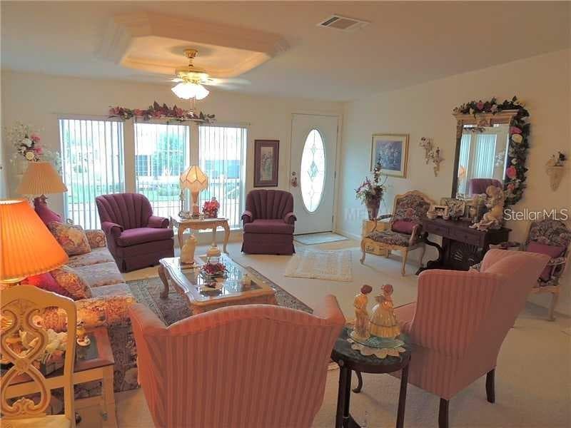 37535 NEW HORIZONS BOULEVARD, ZEPHYRHILLS, FL 33541 — zdjęcie 2