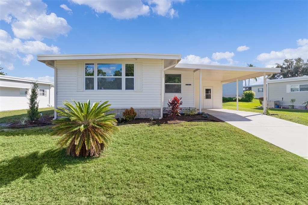 205 PALO VERDE DRIVE, LEESBURG, FL 34748