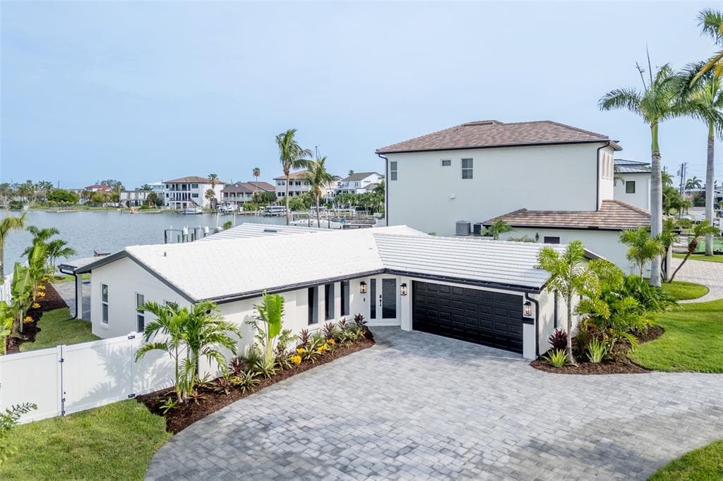 10350 PARADISE BOULEVARD, TREASURE ISLAND, FL 33706 — zdjęcie 2