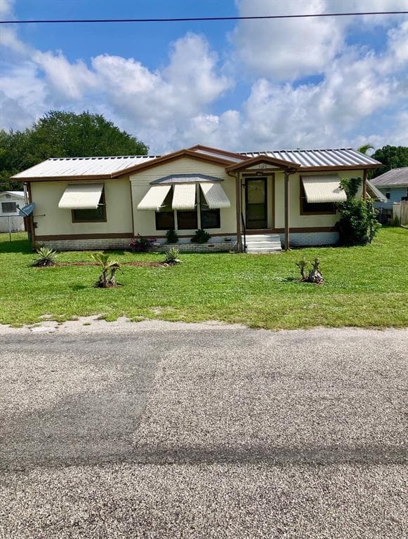 1038 20TH STREET, OKEECHOBEE, FL 34974
