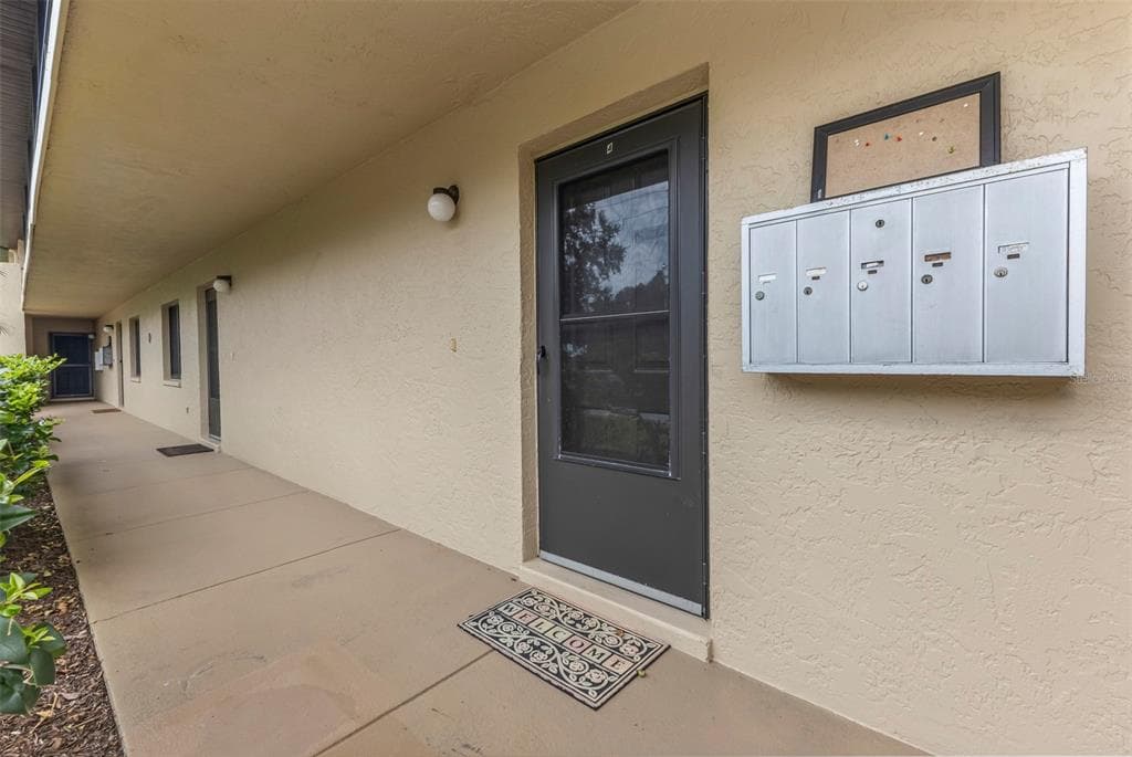 4000 OAKVIEW DRIVE # L4, PORT CHARLOTTE, FL 33980 — zdjęcie 5