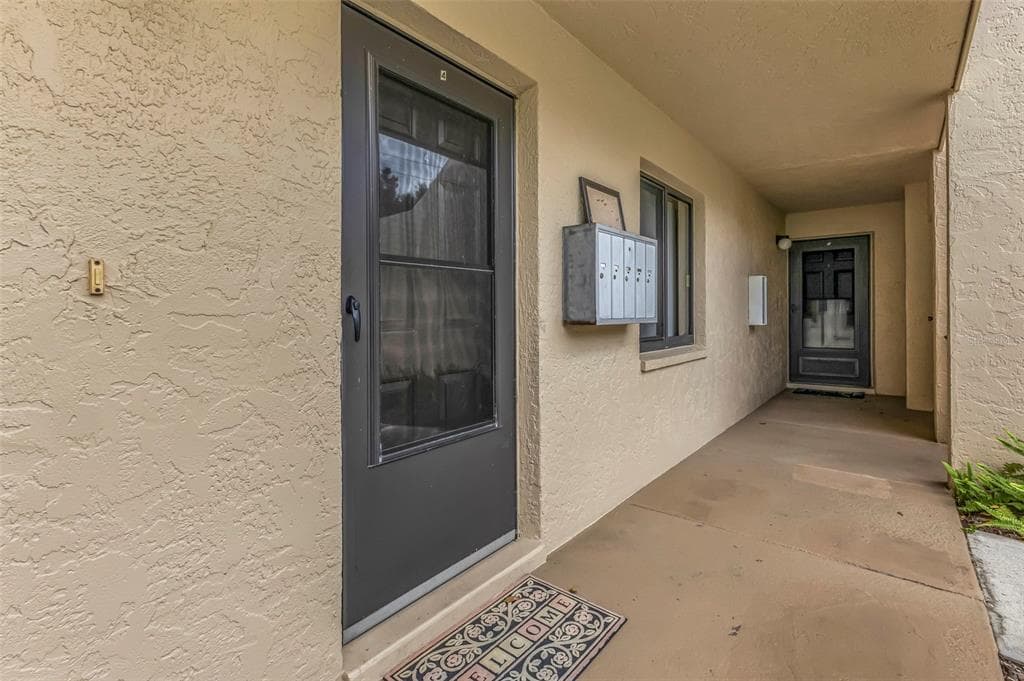 4000 OAKVIEW DRIVE # L4, PORT CHARLOTTE, FL 33980 — zdjęcie 4